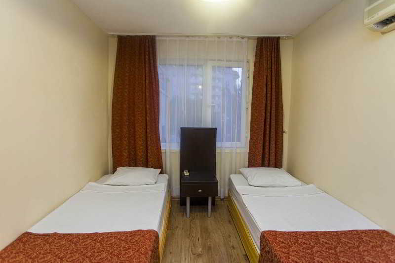 Ganita Club & Otel 5*